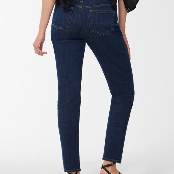 Chico's So Slimming Girlfriend Straight Leg Jeans, Chico's size 00, Like New - Picture 2 of 8